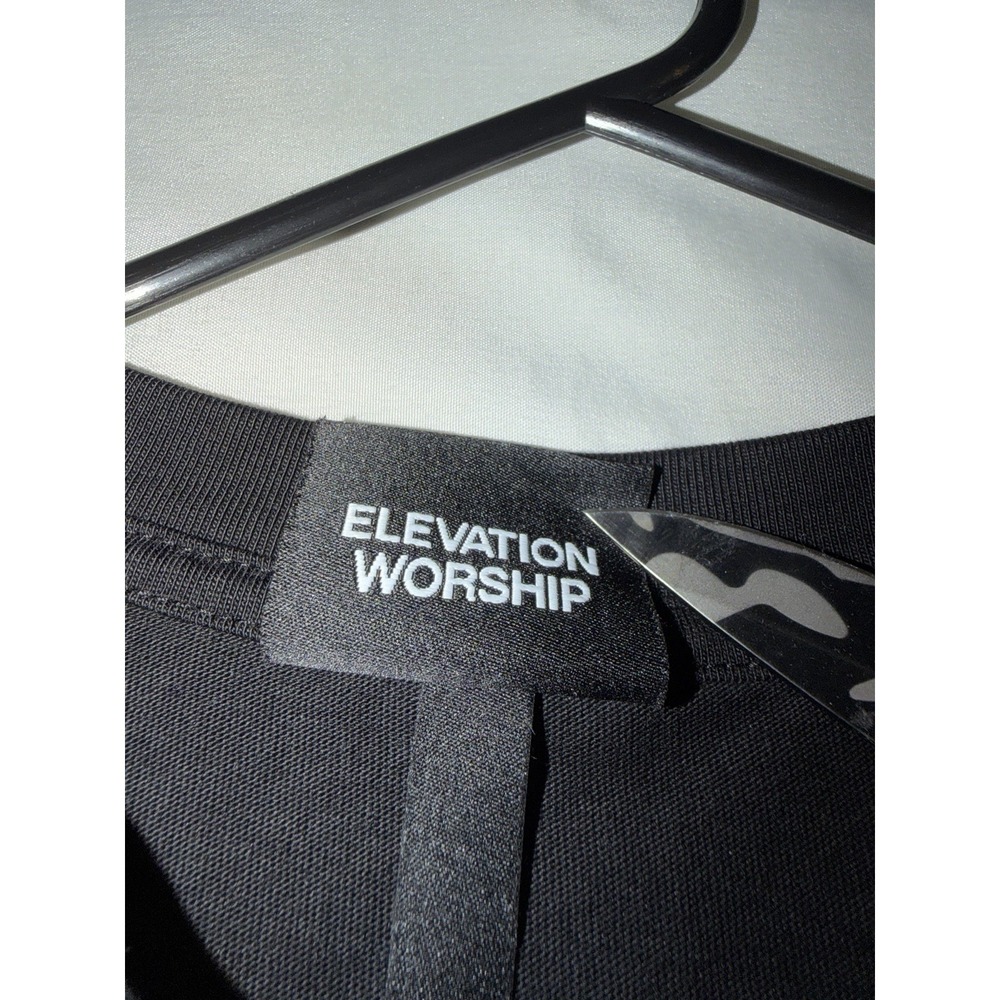 Elevation Worship Lion Lamb T Shirt Mens Medium Black Christian - Picture 4 of 5